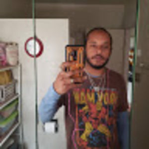 Meet your Posher, Laron